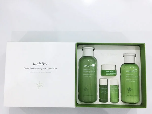 bo-5-mon-duong-da-Innisfree-Green-Tea-Balancing-Skin-Care-Set-EX