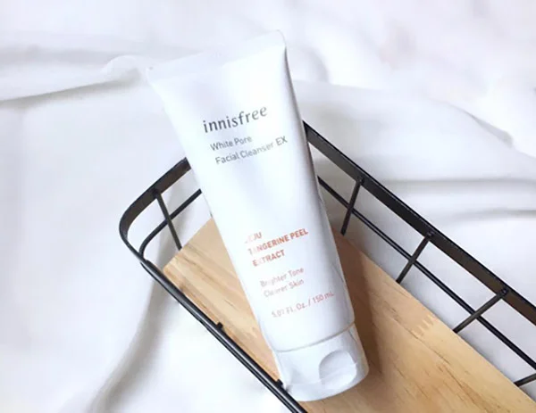 sua-rua-mat-Innisfree-White-Pore-Facial-Cleanser-EX-3