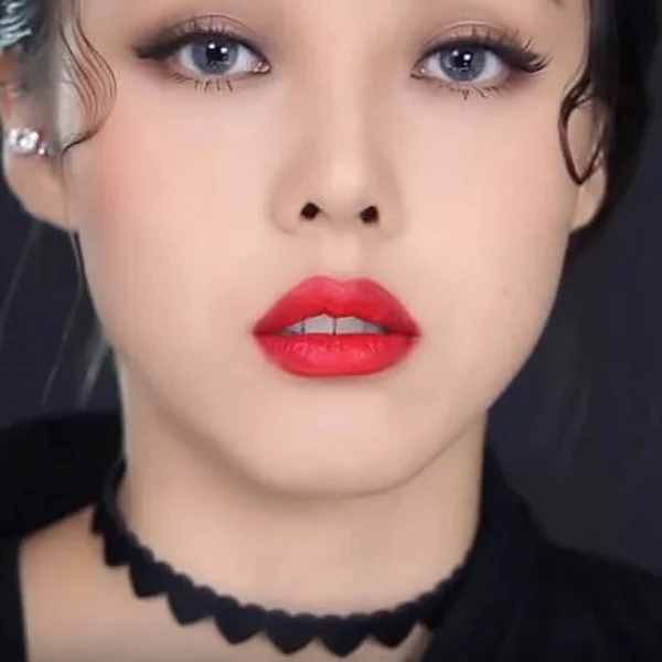 son-moi-Shu-Uemura-Rouge-Unlimited-Supreme-Matte-RD_144-1